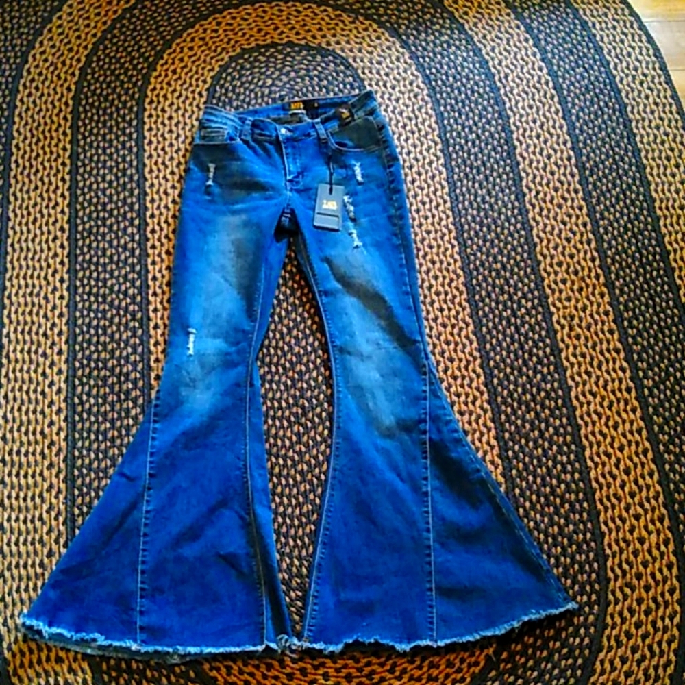 Bell Bottom Jeans Size 6